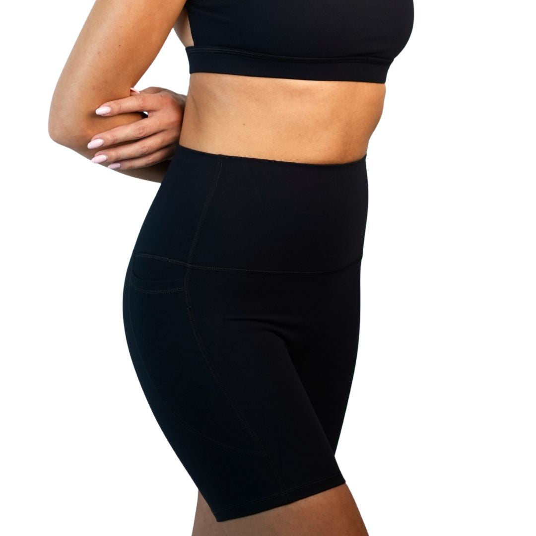 SHE RISES YOGA SHORTS