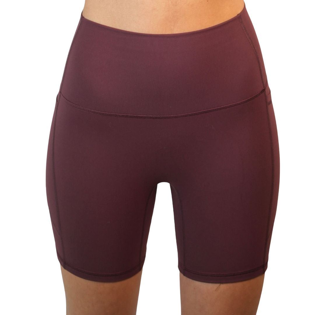 SHE RISES YOGA SHORTS
